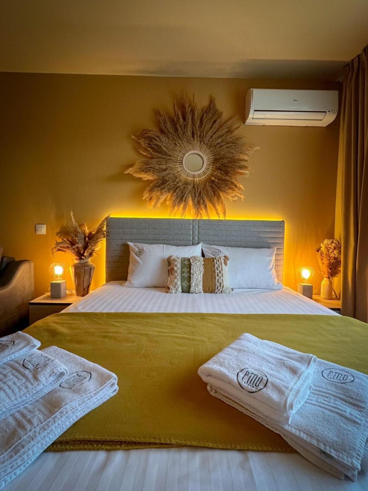 Pino - Villa, Casa, Cucina Е Terrazza อัลเบนา ภายนอก รูปภาพ